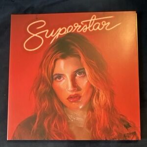 Superstar Red Album